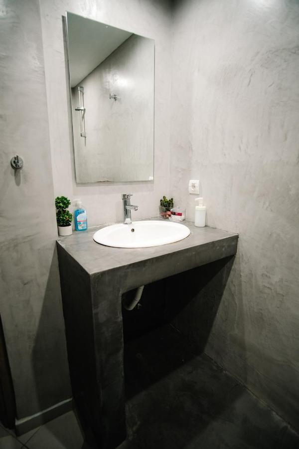 Violet City Center Apartments Кавала Екстериор снимка
